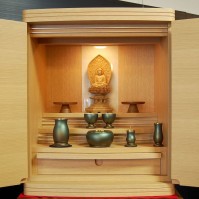 5. ナラ材上置き型仏壇